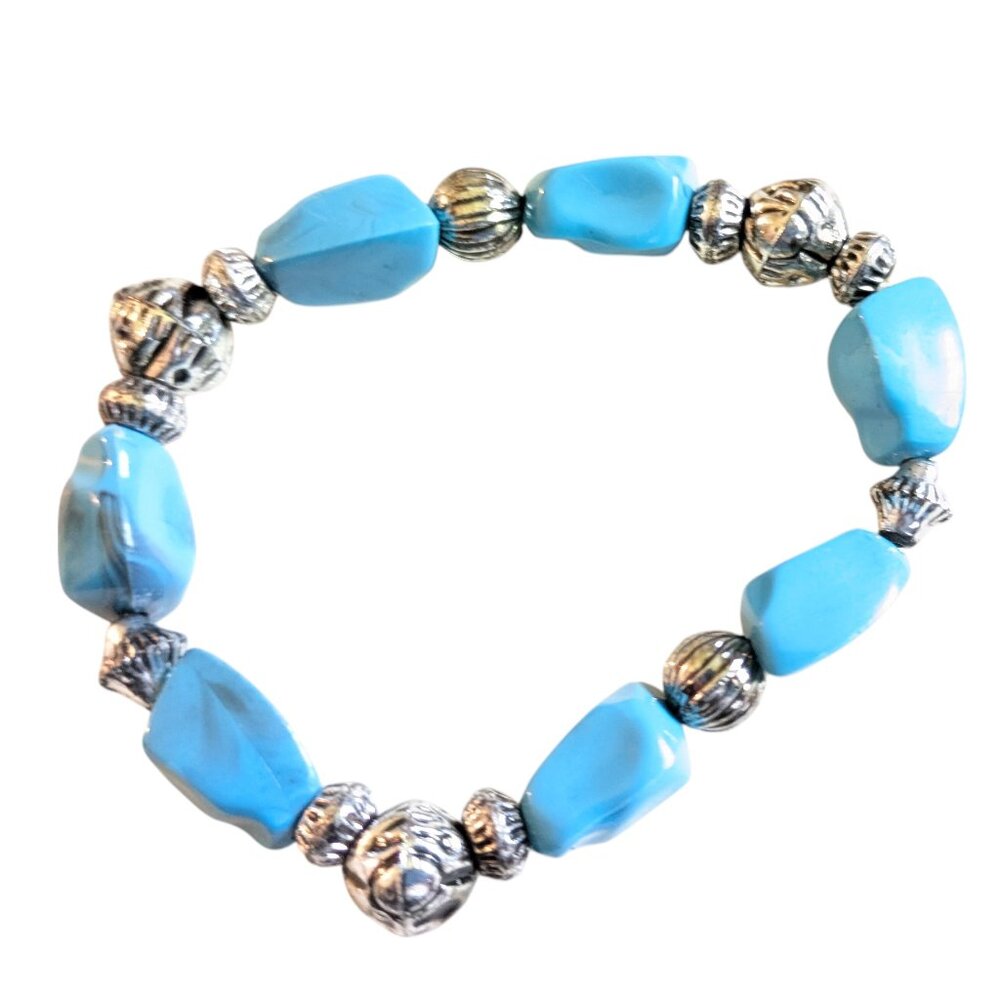 Set of 3 turquoise colored beaded stretch bracelets and free pair of earrings